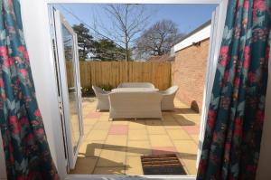 Coots - beautiful property in the heart of Wroxham sits on the waterside