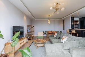 Volaire Luxury 2-Bedroom, Rooftop Swimming Pool, Gym, Workspace - Wonderiss Homes Westlands Living