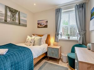 3 bed property in Blandford Forum 83442