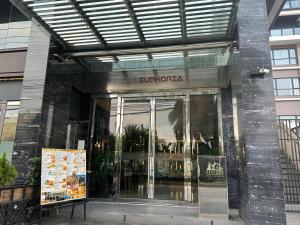 Centrally located Premium Studio