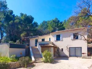 Villas La maison du Barroux avec vue, calme et piscine : photos des chambres