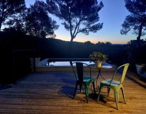 Villas La maison du Barroux avec vue, calme et piscine : photos des chambres