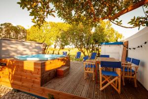 The Indigo Windmill Retreat, Peniche