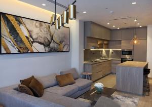 Bespoke Holiday Homes - Cozy 1BR Retreat in Haven Residences JVC