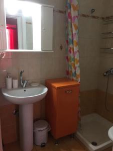 Erieta sea view apartment50m from the beach
