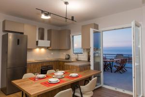 Areti Seaview Residence