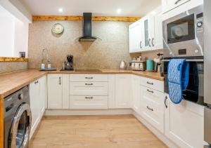 Riverside Retreat - Cardiff