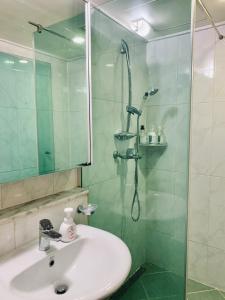 Seoul Gangnam COEX, 3 minutes walk from Samseong Station, high-floor view studio