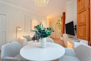 Genteel Home Bib Rambla IV