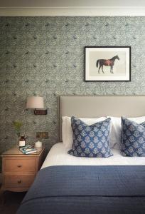 Horse & Jockey Hotel