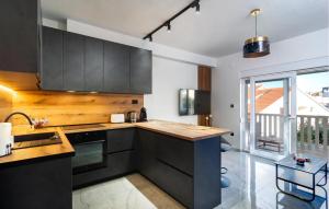 1 Bedroom Nice Apartment In Hvar