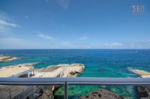 1BR on the Sliema Tigne waterfront with Terrace by 360 Estates