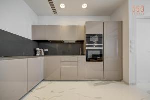 1BR on the Sliema Tigne waterfront with Terrace by 360 Estates