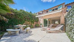 Nouveau-Maison Yuccas