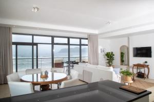 Surfers Empire Penthouse