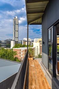 Penthouse Vibes with Panoramic Sandton Views at The Lineal