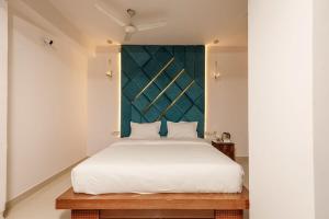 Opulence by Red Olive 3bhk AC Manyata Tech Park