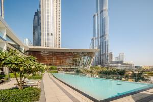 Luxury 2BR Burj Khalifa & Dubai Mall Fountain View