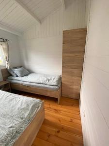 Domek z widokiem na jezioro