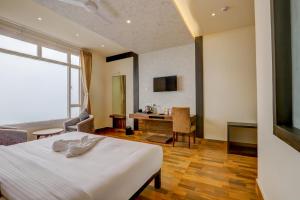 Banari Regency by Summit