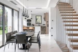 Superbe villa contemporaine à Saint-Raphaël à 200 m de la mer