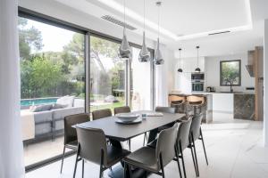 Superbe villa contemporaine à Saint-Raphaël à 200 m de la mer