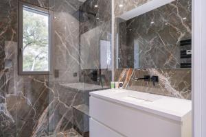 Superbe villa contemporaine à Saint-Raphaël à 200 m de la mer