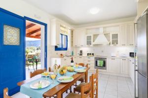 Villa Matina by Villa Plus