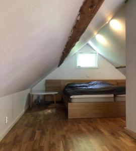 Stor Familjegård i bra läge