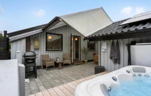 Stunning Home In Tarm With Wifi