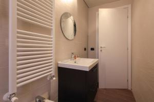 Economico e strategico a quattro fermate da Piazza Duomo