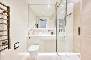 Exotic White City Apt -Steps to Tube, Westfield, Portobello