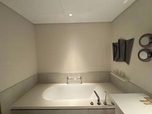 Elegant 2BR Seaview Hotel Suite