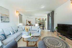 Sea-esta Beach House, By ThinkVilla