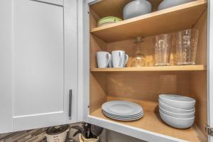 HTX Economy 1BD Apt I Parking Near Highway