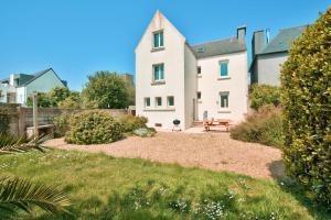 Maisons de vacances Maison pour 8 dans le centre de Plouguerneau : photos des chambres