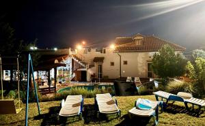 Guest House Evin Rai