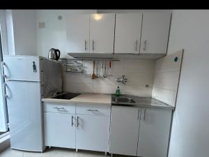 Apartment Perla - 150m from the sea