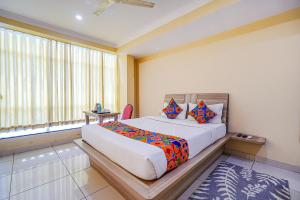 FabHotel BNS Comforts