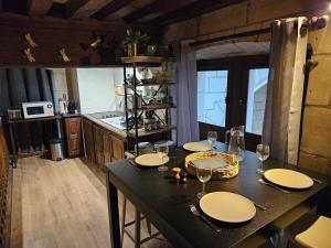 Historic Robin Quantin Tours Hyper-Center Place Plumereau