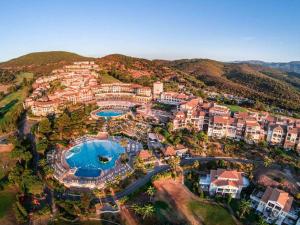 Duplex 3 pièces avec solarium et accès piscine à Cap Esterel - FR-1-504-666
