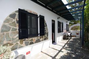 PAROS APARTMENT MELAS a2