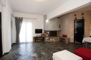 PAROS APARTMENT MELAS a2