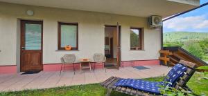 Apartments Dvor by the Krka river