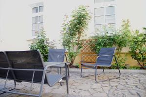 Loftartiges Appartment in Magdeburg, 2 Schlafzimmer, Küche und Bad - B