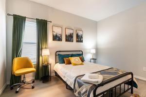 Charming 5BR Retreat Near Trails & Shops