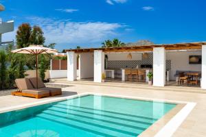JOHANNES LUXURY VILLAS