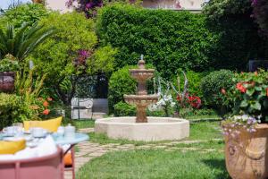 Hotels Hotel La Villa Sainte Valerie Adults Only : photos des chambres
