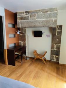 Hotels Hotel Saint - Pierre : photos des chambres