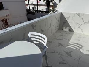 Central location C, Americas, pool view sunny wifi